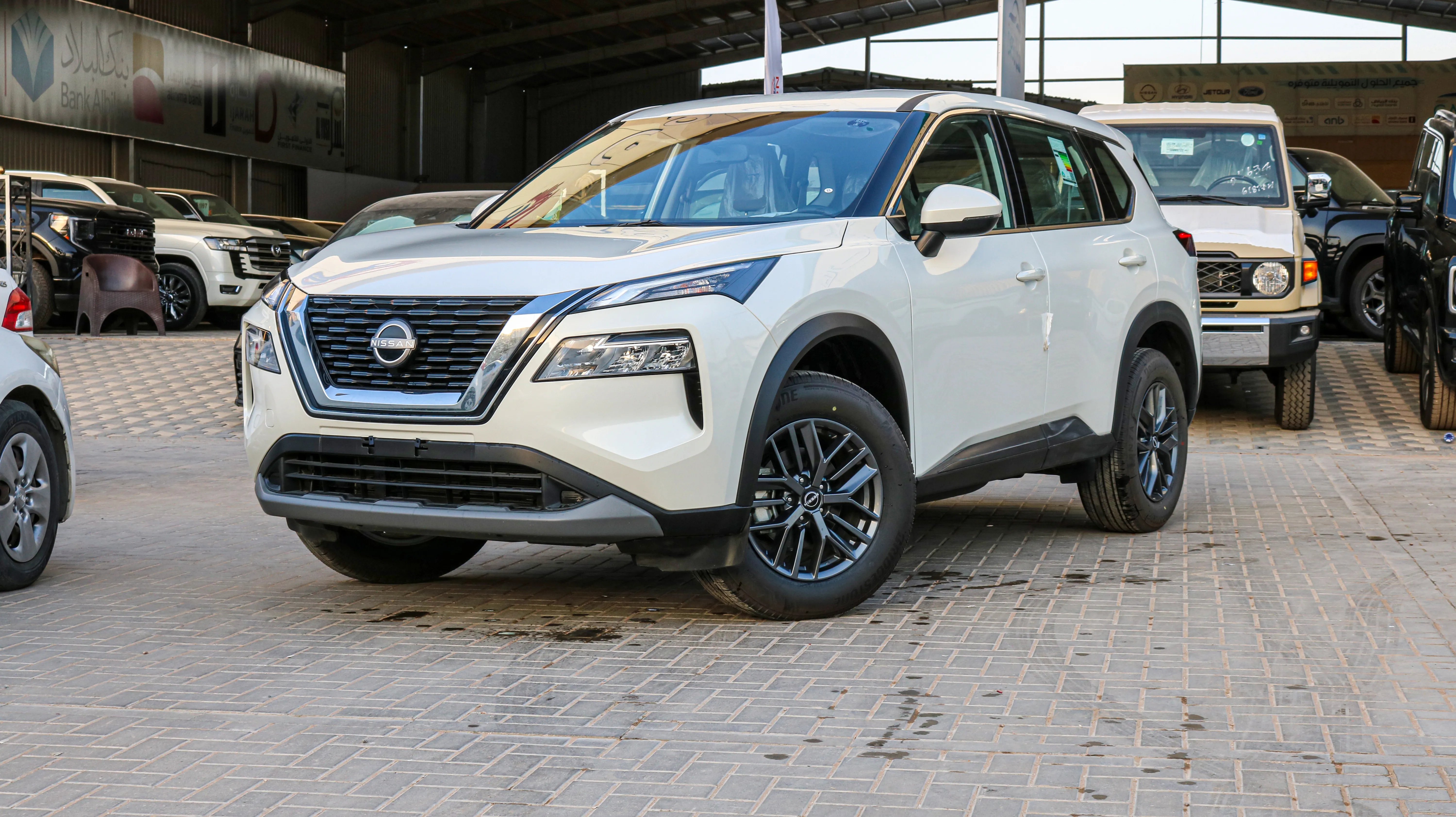 نيسان اكس تريل 5 مقاعد دفع امامي ستاندر 2026